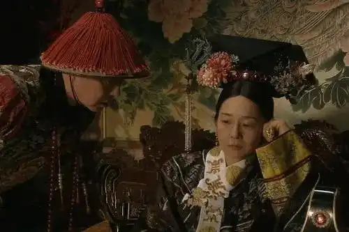 慈禧死后一年才下葬,尸体臭了吗直到孙殿英炸开坟墓才知真相