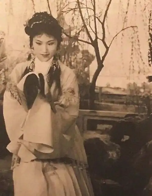 林青霞并不懂年轻人玩的梗,林青霞一本正经追问粉丝性别
