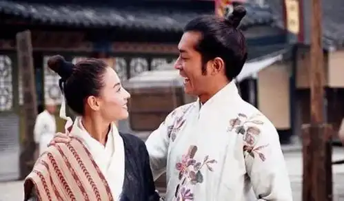 好友喜得贵子,苏轼送了他一首词,让你见识一下什么是高级的调
