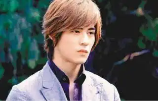 烈火如歌原来缥缈派有四位王者,银雪为掌门,外号花泽类