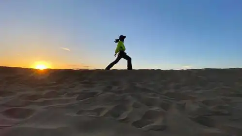 逃离城市计划以车为家,星空雪山湖泊体会生活在别处