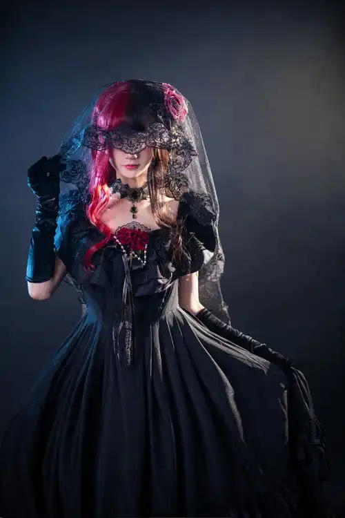 lolita上新安魂曲
