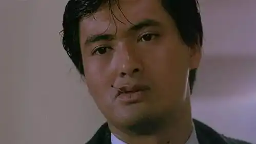 英雄本色曝31年前旧日片场照,感叹时光匆匆
