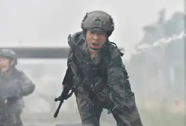 我是特种兵3曝预告片童苡萱彰显无尽霸气
