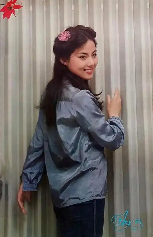 看了乐韵的红楼梦定妆照,才理解导演,王熙凤换成邓婕是对的
