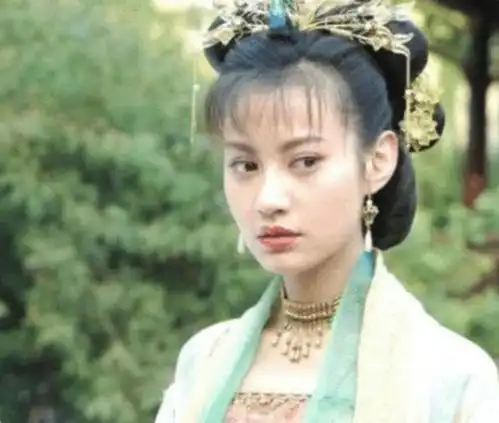 曾经昙花一现的四位女星,个个都是绝世美女,最后一位永远离开了我们