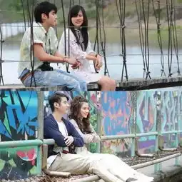 初恋男神爱上丑女,还等了她9年
