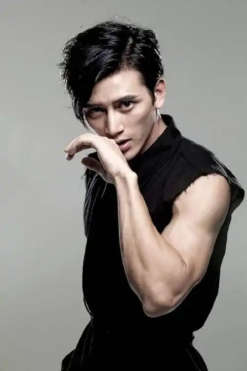 将夜这么火是有原因的,看这几个演员的细节就明白了
