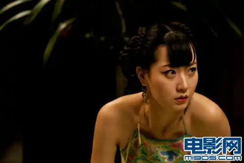 葛优让子弹飞情挑三美白冰肚兜出镜遭强吻
