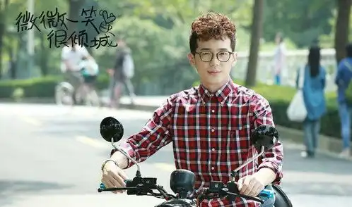 原创微微中的那些配角,如今竟都爆火,网友看来是藏龙卧虎啊