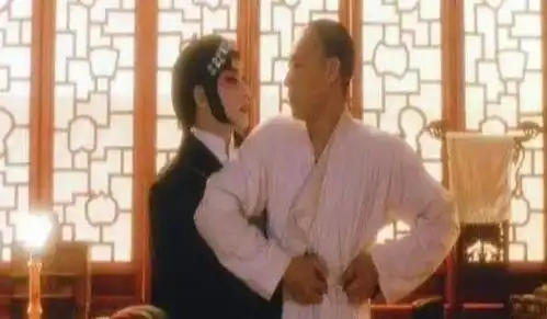 张丰毅聊霸王别姬大家都躲着张国荣,他那根本不是在演戏
