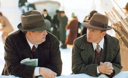 海上钢琴师我们只谈一谈男主角本身
