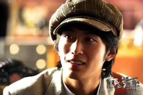 曾是周冬雨恋人,和赵丽颖纠缠爱恋大火,生活中的他竟这么不安分