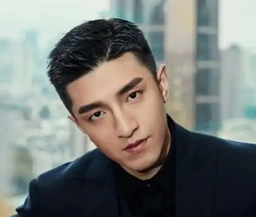 张芷溪曝男友金瀚出轨又辟谣,男方曾在拍吻戏前抽烟吃小龙虾
