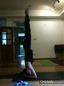 大s生二胎凑足好字星二代自带萌脸全靠背后嫩妈
