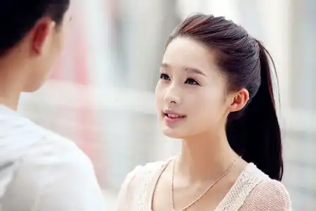 李沁清新气质获好评花开半夏上演纯爱虐恋
