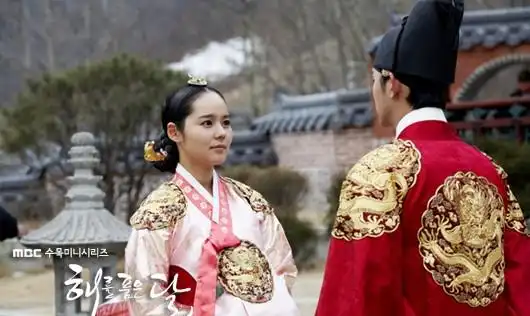 拥抱太阳的月亮被爆将拍第二集由青春纪录公司制作
