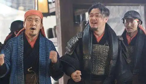 曾是红极一时的神曲组合,今他在影坛混得风生水起,他被遗忘