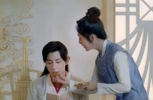 香蜜沉沉烬如霜杨紫一言不合就飙方言,网友还是那个小蚯蚓
