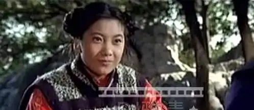 80年代功夫女星今昔照个个貌美如花身手好最后一位扮男装真好看
