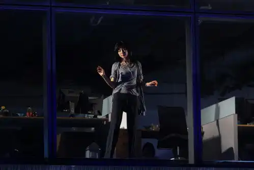 单身男女高圆圆午夜辣舞郑秀文愿做其影子