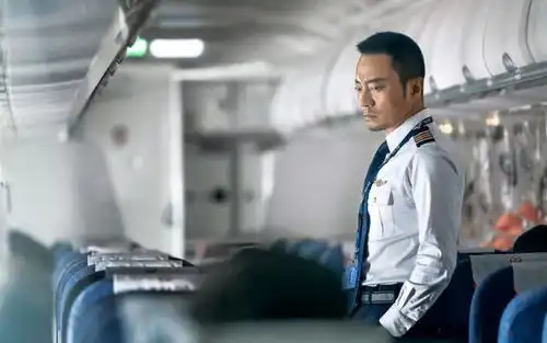 2020空乘00后上大学,该如何选择专业

