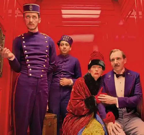 布达佩斯大饭店,除了美还藏着怎样的秘密