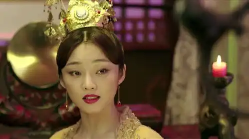 灵魂摆渡夏冬青偶然进入画中世界,在那里偶遇了杨贵妃

