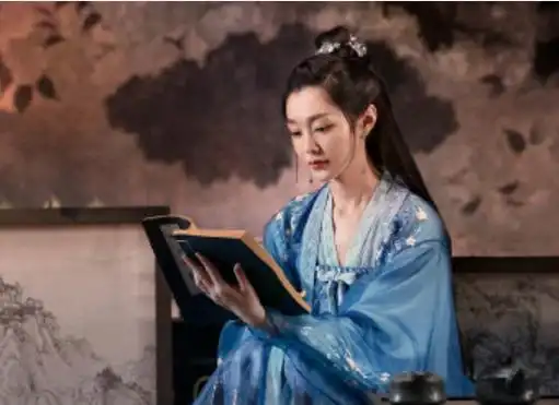 郭麒麟宋轶走出庆余年,7岁差姐弟变夫妻,新婚剧照太上头
