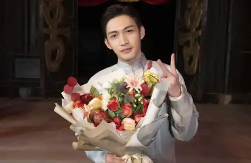 景甜新剧未播先火,搭档高颜值男主,配角阵容堪称豪华
