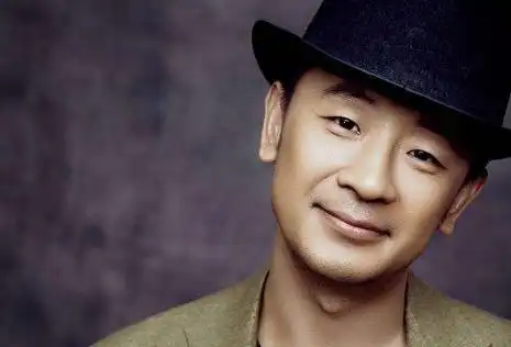 2014年,黄海波酒店嫖娼被抓,举报他的司机后来怎样了
