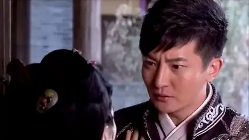 龙门镖局秋月晕乎乎出来,她变得小鸟依人很柔情,三金特高兴