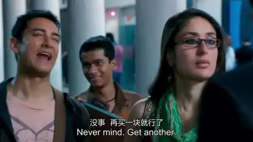 三傻大闹宝莱坞皮娅受未婚夫的蛊惑,兰彻几句话让他露出了马脚
