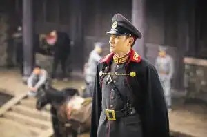 刘德华谢霆锋新少林寺曝剧照军装造型惹眼
