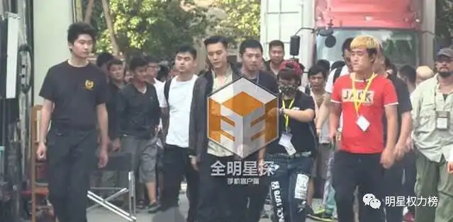 建军大业第一波剧照来袭,李易峰马天宇关晓彤群星云集这个阵容你服不服
