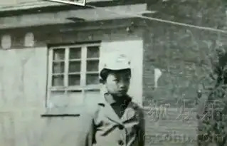 黄海波海量童年旧照曝光原是童星出道
