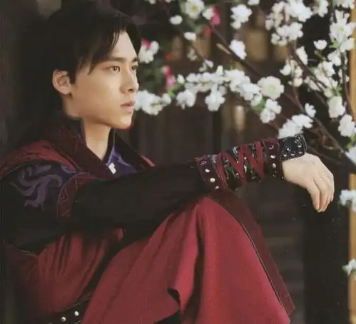 真采访杀手李易峰直言同人创作别搞大肚子就行,网友厉害了