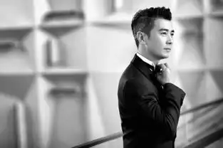 保剑锋亮相北影节长腿叔叔少年之心不改
