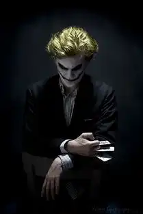 小丑秀单反玩小清新蝙蝠侠高还原cos堪比剧照