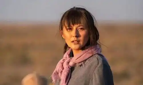 她是黄轩的初恋,甄嬛传里最冷傲的嫔妃,曾患重度抑郁症,凭借农妇形象爆红
