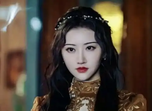 适合演贵妇霸总的12位演员一脸富贵相,演穷人都会觉得有反转