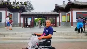 颐和园中石舫船,见证了这里的百年沧桑,从中式变洋式还安了轮子
