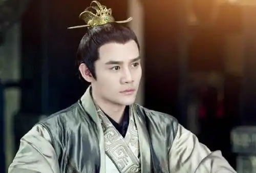 王凯从演娘娘腔,到男神,再到被勒索1000万,一路逆袭太曲折
