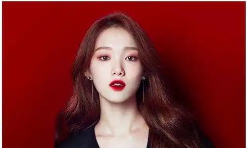 明星权力榜5月份最受欢迎的海外女艺人出炉了,宋慧乔才第九名