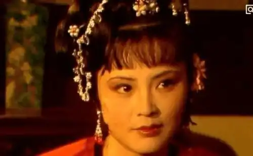 红楼梦难怪在大清被禁,你看尤老娘原型是谁作者隐喻真大胆