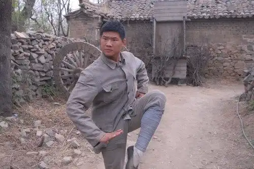 小兵张嘎扮艺妓旧照被翻出网友大呼雷人