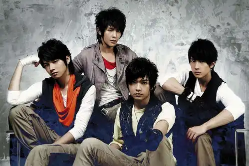 吴尊林丽吟24年的爱情长跑,俩人早恋还早婚,实名羡慕