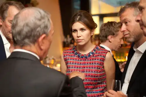 离婚轰动世界卡卡走阿汤哥老路阿布赔55亿