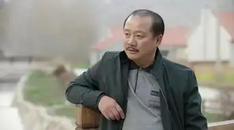网友晒与唐鉴军合影乡村爱情谢广坤又胖了
