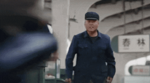 既然请来两位大家,所有配置不能拉胯对话南来北往出品人邹文
